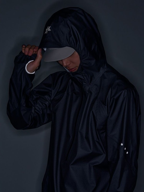 GDW 0 Pertex Shield Gleam アノラッ - Reflective Running Jacket のレビューと価格
