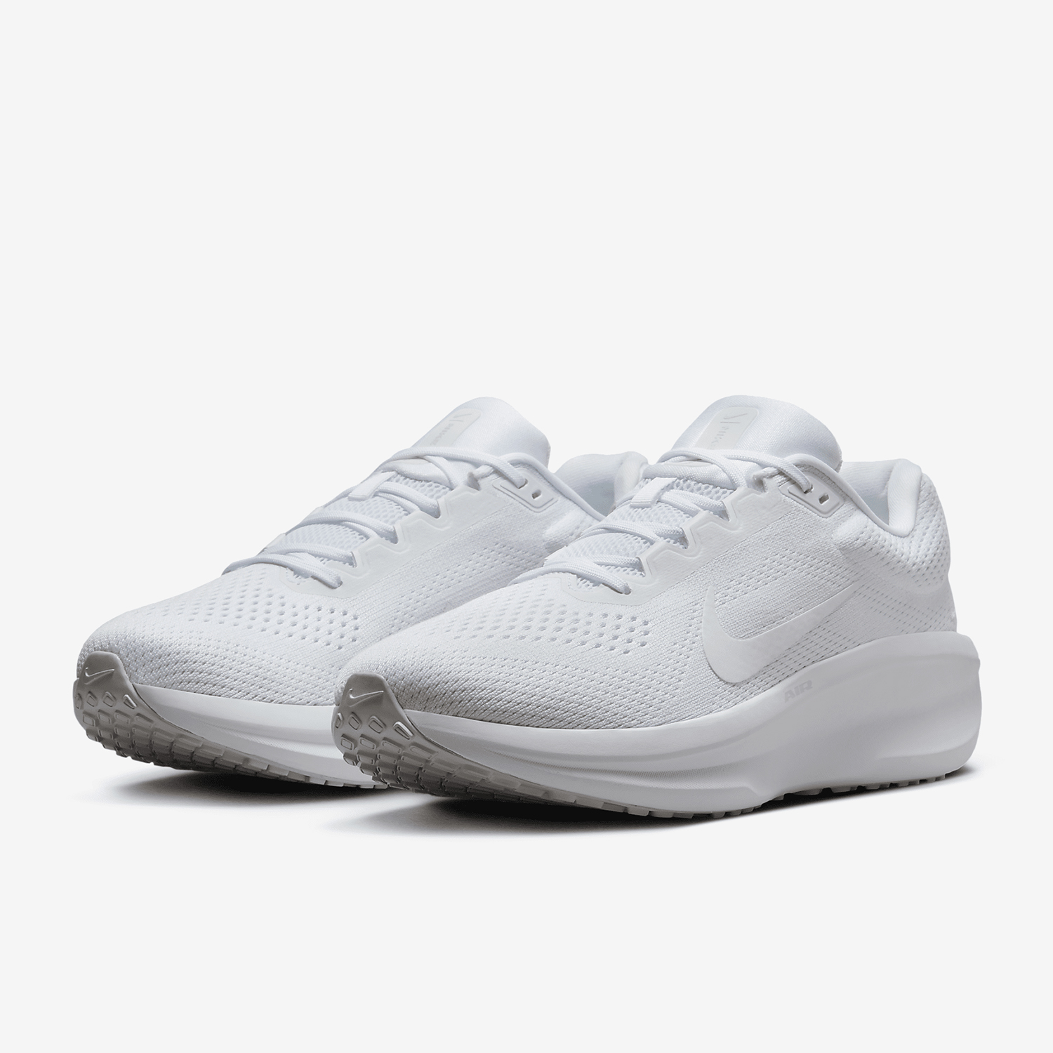 ナイキ純正 Winflo 11 メンズ通気性と耐摩耗性に優れ - Running Gear Nike のレビューと価格